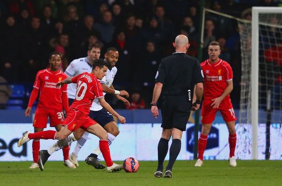 五大势力盘踞希望镇，《荒野迷城》演绎末日