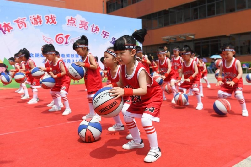 伊森绝杀超时，杜兰特37分燃尽仍输球！火箭正朝着湖人反方向狂奔